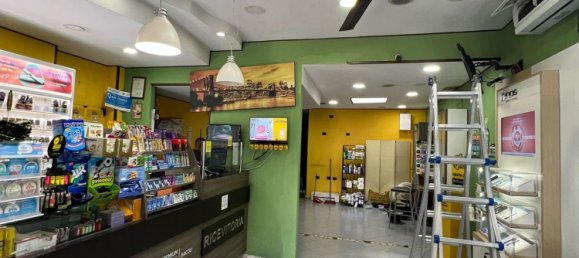 Gewerbliche Immobilie in Bacoli, Italy 110m², Nr. 267580 2