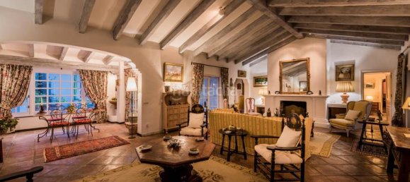 6 bedrooms Villa in Malaga, Spain No. 57390 10