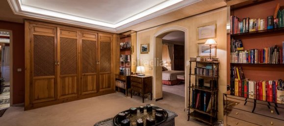 6 bedrooms Villa in Malaga, Spain No. 57390 14