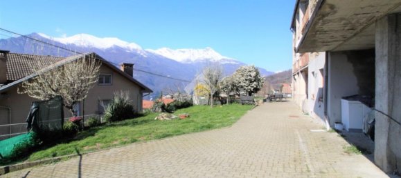 Дом с 7 комнатами в Номальо, Италия № 163660 10