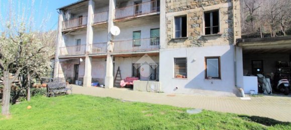 Дом с 7 комнатами в Номальо, Италия № 163660 12