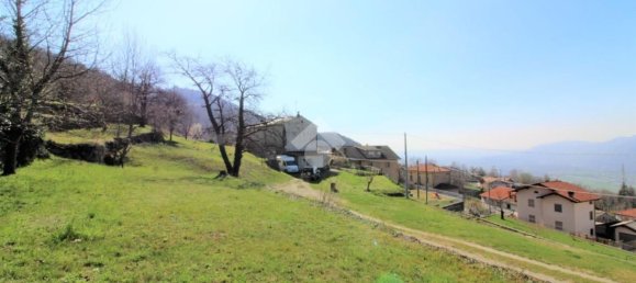 Дом с 7 комнатами в Номальо, Италия № 163660 15