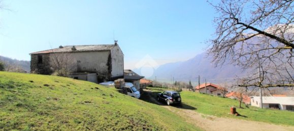 Дом с 7 комнатами в Номальо, Италия № 163660 21