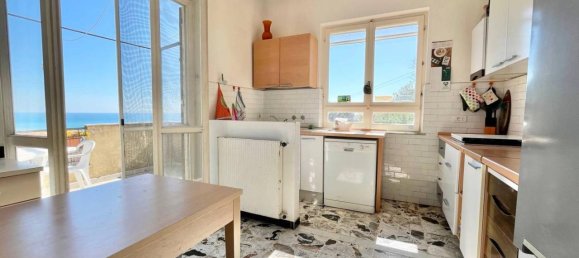 8غرفة فيلا في Alassio, Italy رقم 66083 4