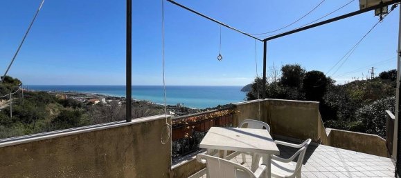 8غرفة فيلا في Alassio, Italy رقم 66083 3