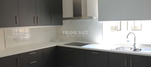 2 bedrooms Penthouse in Sliema, Malta No. 3158 20