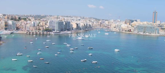 2 bedrooms Penthouse in Sliema, Malta No. 3158 16
