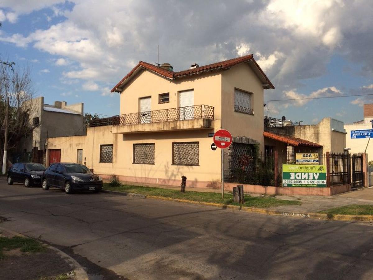 3 Schlafzimmer Haus in Tres de Febrero, Argentina, Nr. 16752