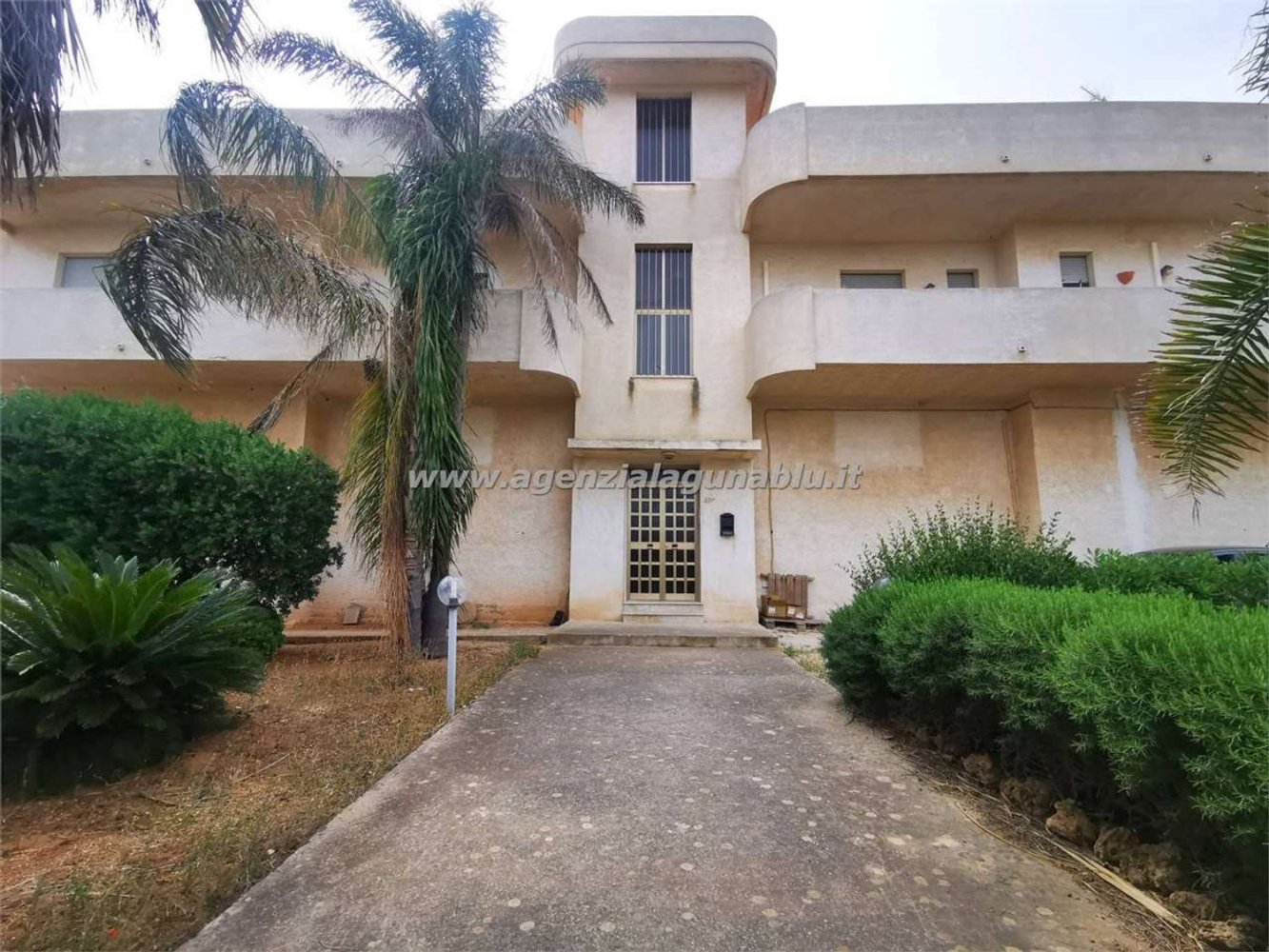 Здание 800м² в Марсала, Италия № 157043