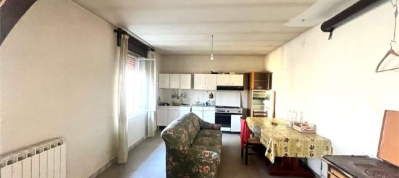 8 rooms House in Montecreto, Italy No. 147582 11