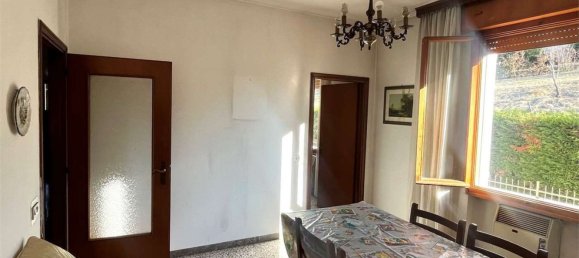 8 rooms House in Montecreto, Italy No. 147582 7