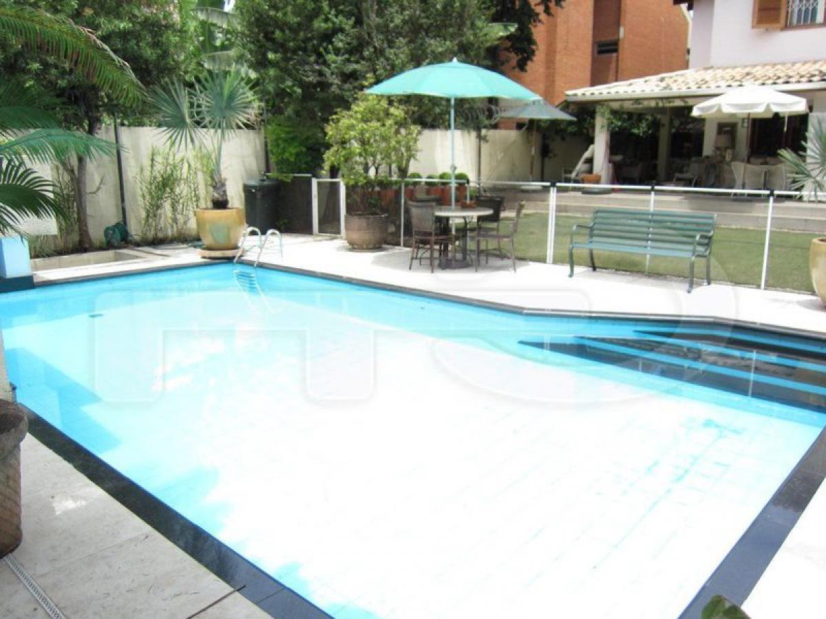 Casa de 4 dormitorios en Sao Paulo, Brazil No. 454722