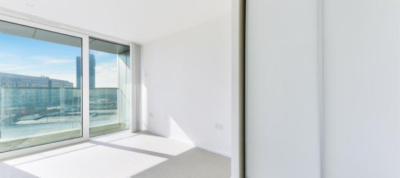 2 bedrooms Apartment in London, United Kingdom No. 9632 3