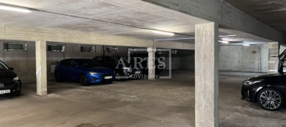 موقف سيارات في Remscheid, Germany رقم 72012 3