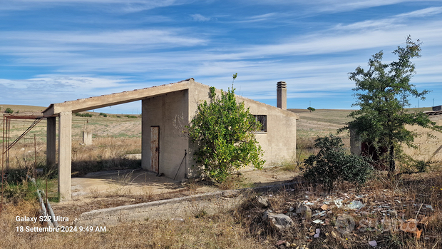 Terreno en Matera, Italy 30000 m² No. 276883