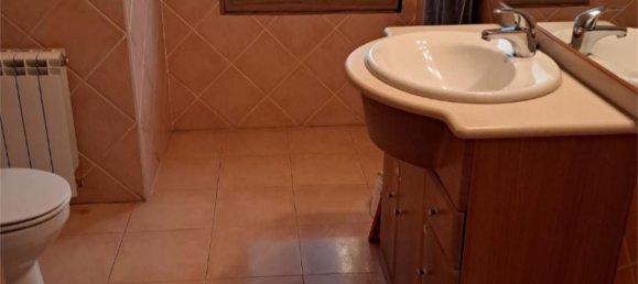 4 bedrooms Apartment in Utiel, Spain No. 158778 4