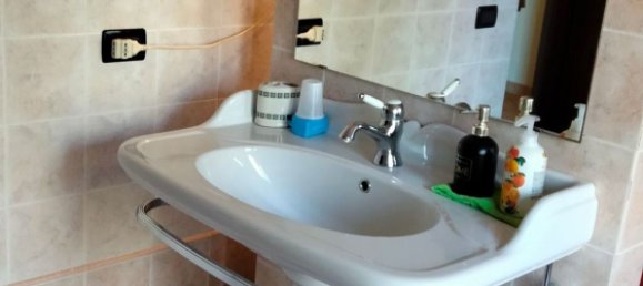 7 rooms Villa in Collecorvino, Italy No. 188070 32