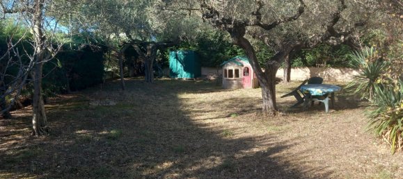 7 rooms Villa in Collecorvino, Italy No. 188070 6