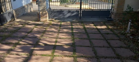 7 rooms Villa in Collecorvino, Italy No. 188070 9