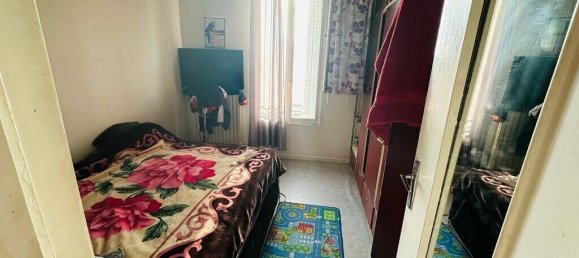 1 chambre Appartement à Le Bourget, France No. 182793 4