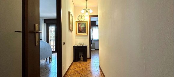 4 rooms Apartment in Castano Primo, Italy No. 303749 20