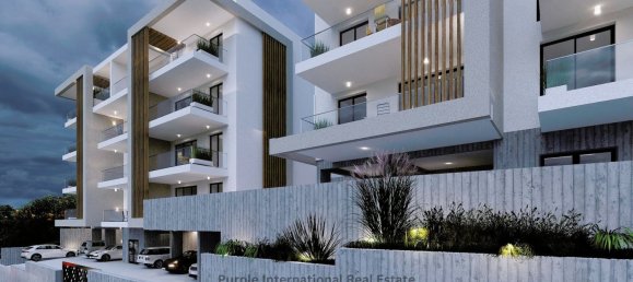 2 bedrooms Apartment in Limassol, Cyprus No. 22159 3