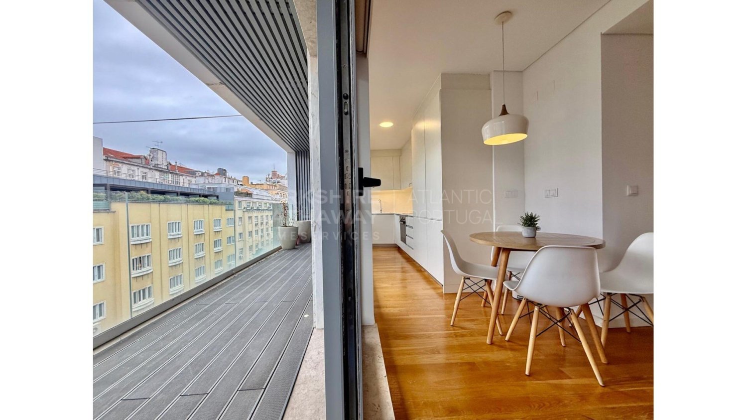 2 bedrooms Penthouse in Lisbon, Portugal No. 97421