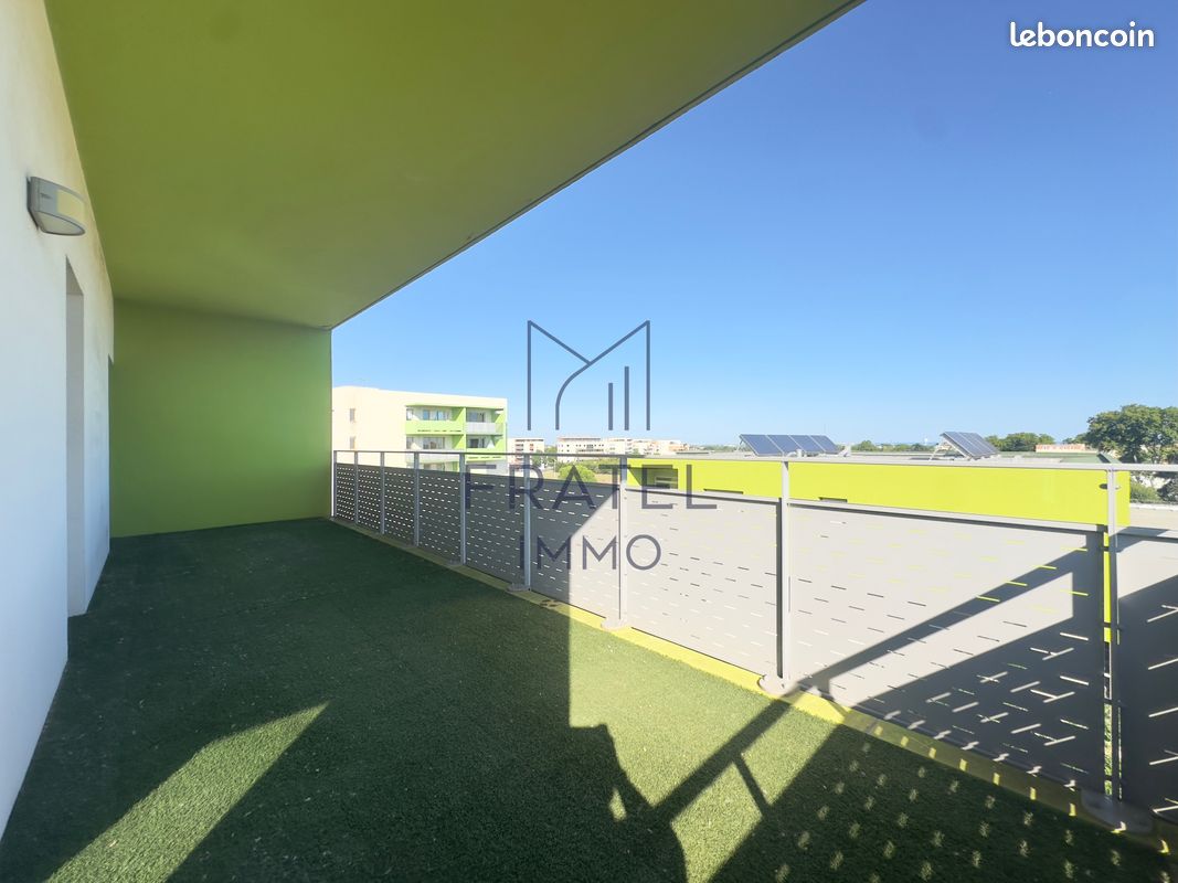 2 bedrooms Apartment in Montpellier, France No. 290225