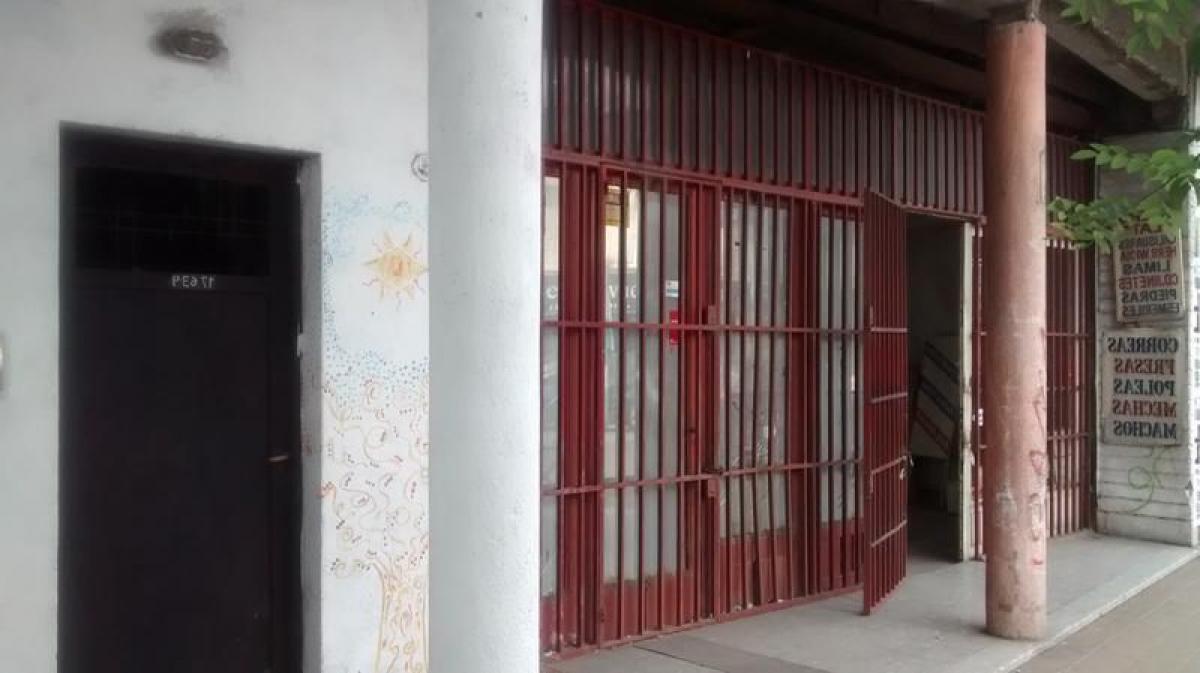 Grundstück in Moron, Argentina, Nr. 40172