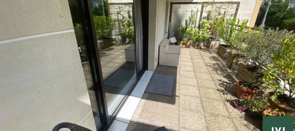 Квартира с 2 спальнями в Ангьен-ле-Бэн, Франция № 180517 11