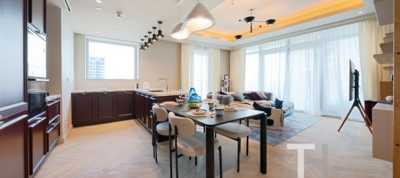 2 bedrooms Apartment in Burj Khalifa, UAE No. 95909 2