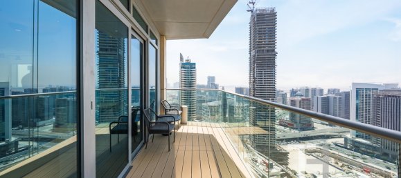 2 bedrooms Apartment in Burj Khalifa, UAE No. 95909 5