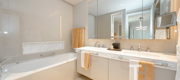 2 bedrooms Apartment in Burj Khalifa, UAE No. 95909 14