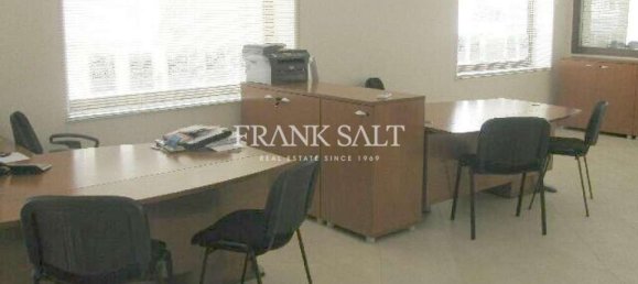 Офис 13м² в Слима, Мальта № 12805 13