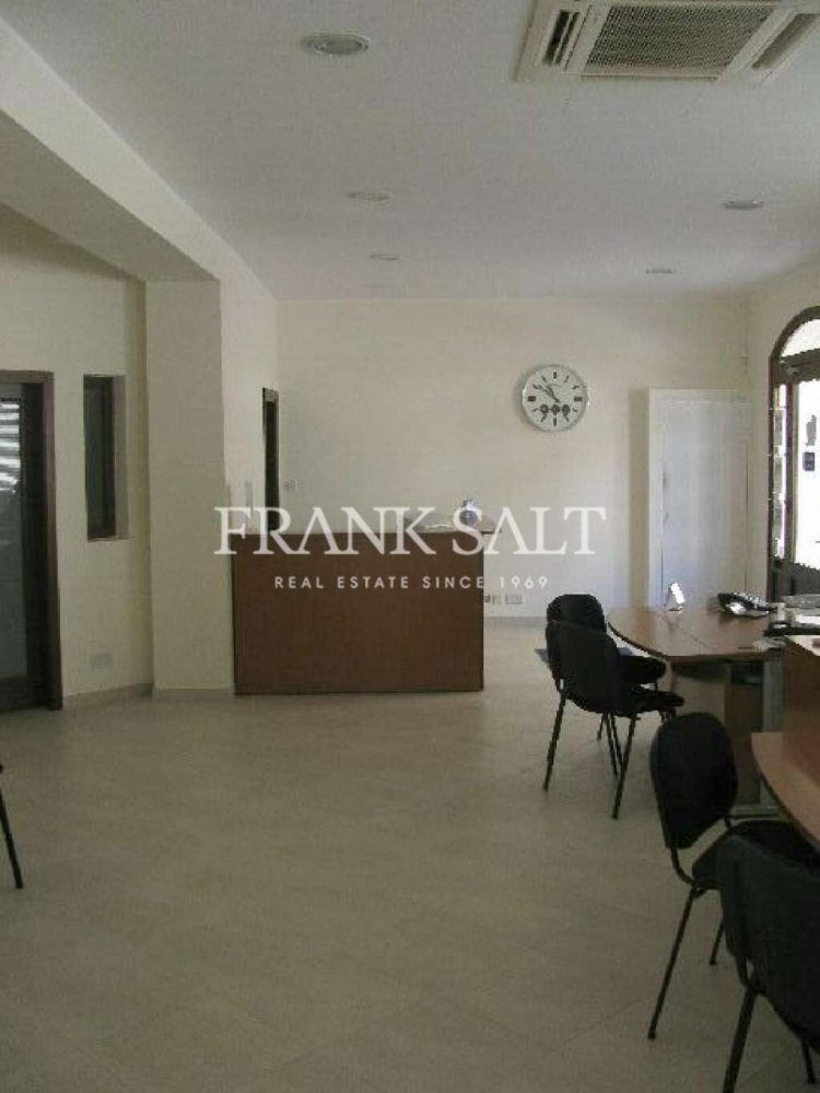 Офис 13м² в Слима, Мальта № 12805