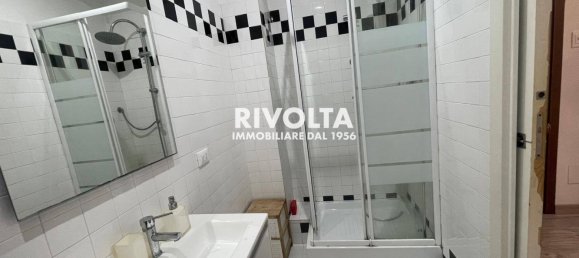 3 bedrooms Apartment in Rome, Italy No. 149062 13