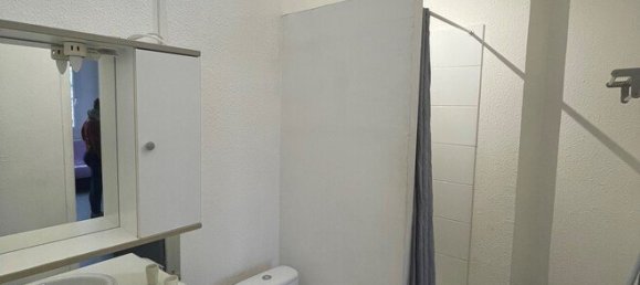 Studio in Lille, France No. 50630 8