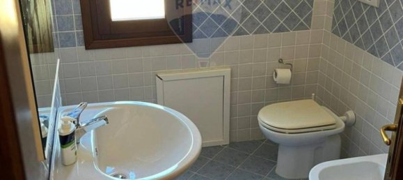 Villa de 4 dormitorios en Trinità d'Agultu e Vignola, Italy No. 223126 12