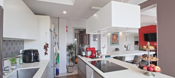 Apartamento de 3 dormitorios en Sainte-Catherine, France No. 154874 7