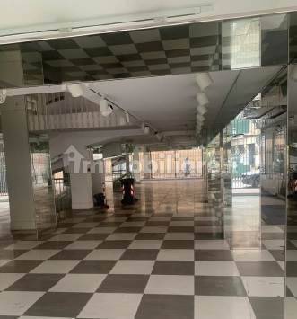 Gewerbliche Immobilie in Terni, Italy 1950m², Nr. 310495