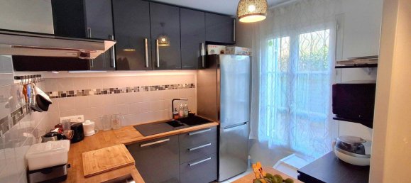 Casa de 4 dormitorios en Neauphle-le-Chateau, France No. 329956 9