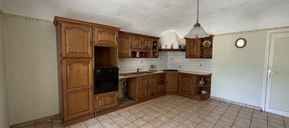 Casa de 6 dormitorios en Saint-Vincent-de-Barres, France No. 191075 13