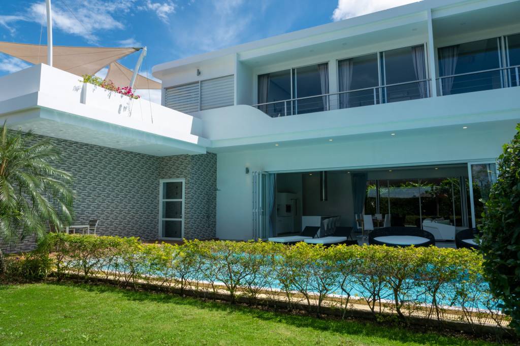 4 Schlafzimmer Villa in Bang Tao, Thailand, Nr. 75051