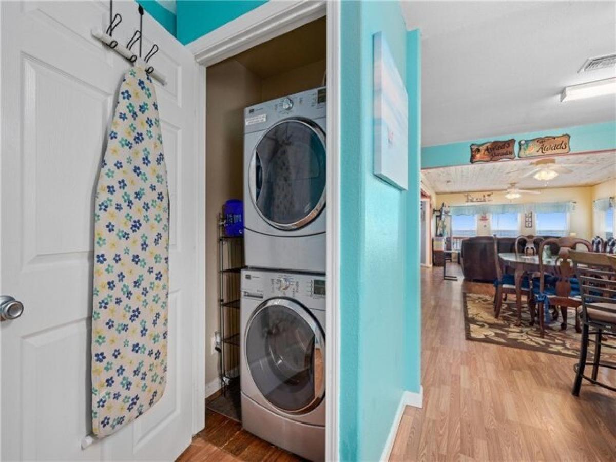 4 bedrooms House in Taft, USA No. 404748