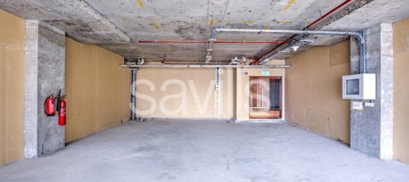 2653m² Office in Sharjah, UAE No. 6690 18