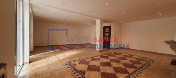 4 Schlafzimmer Haus in Seixal, Portugal, Nr. 19610 5