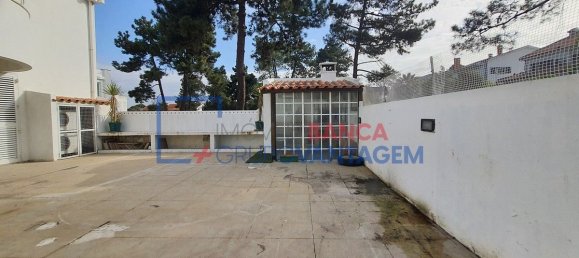 4 Schlafzimmer Haus in Seixal, Portugal, Nr. 19610 17