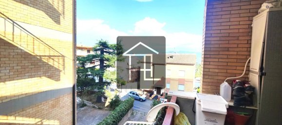 4-salle Appartement à Velletri, Italy No. 64111 24