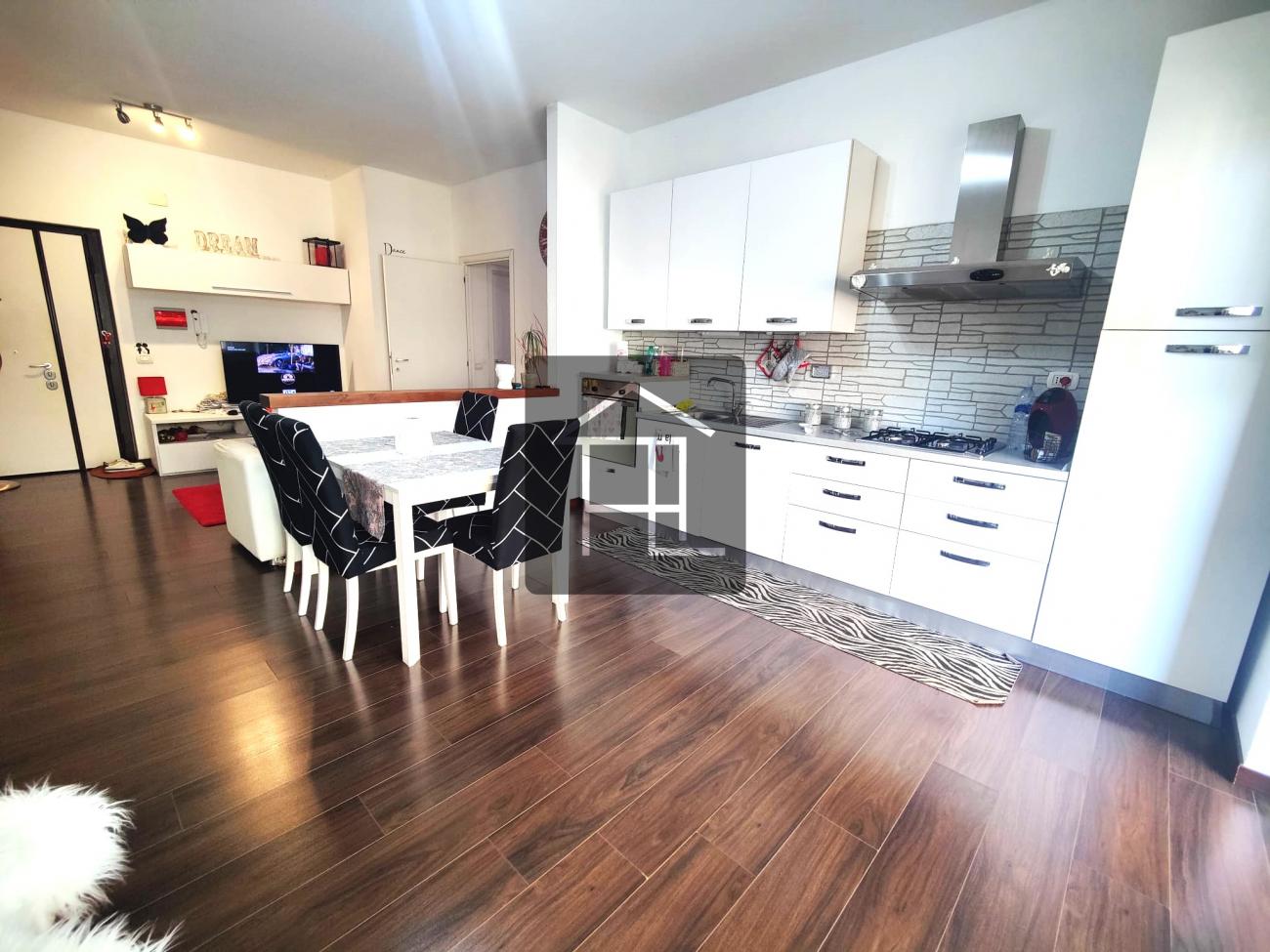 4-salle Appartement à Velletri, Italy No. 64111