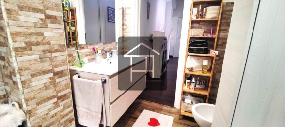 4-salle Appartement à Velletri, Italy No. 64111 8